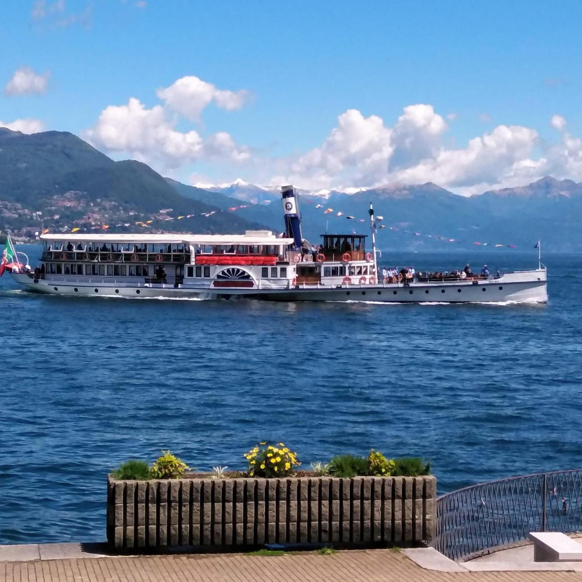 Affittacamere La Quiete Arona Dış mekan fotoğraf